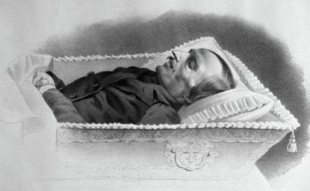 Николай Гоголь в гробу